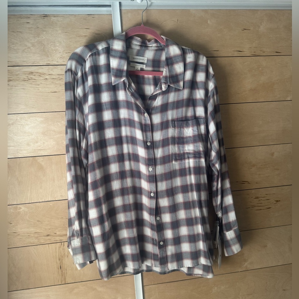 Treasure & Bond Gray and White Checkered Shirt